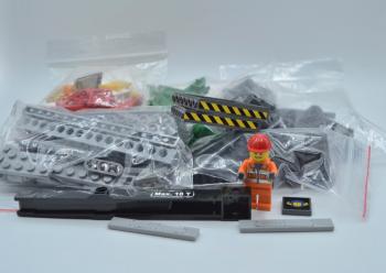 Preview: LEGO Set 7992 Container Stapler ohne BA Container Stacker without instruction