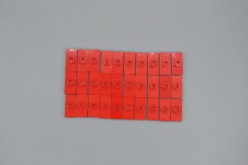 Preview: LEGO 30 x Fliese mit Noppe rot Red Plate Mod. 1x2 1 Stud without Groove 3794a