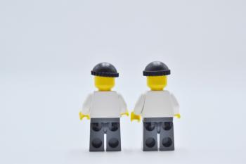 Preview: LEGO 2 x Figur Minifigur Polizei Police Jail Prisoner 50380 cty0200 aus Set 7288