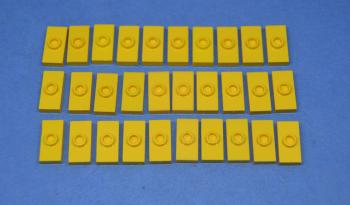 Preview: LEGO 30 x Fliese Noppe gelb Yellow Plate 1x2 1 Stud without Groove 3794a