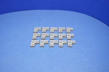 Preview: LEGO 15 x Eckplatte Winkel neuhell grau newgrey gray corner plate 4211353 2420