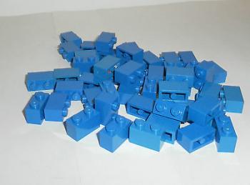 Mobile Preview: LEGO 50 x Basisstein Baustein blau 1x2 blue basic brick 3004 300423