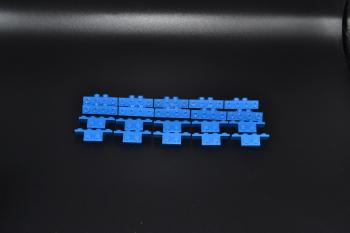 Preview: LEGO 20 x Platte 1x4 1x2 Winkelplatte blau blue angled plate 2436 4189120