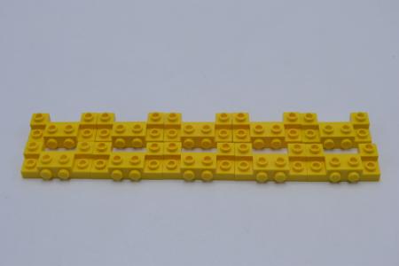 LEGO 10 x KotflÃ¼gel gelb Yellow Brick 2x4-1x4 with 2 Recessed Studs 52038