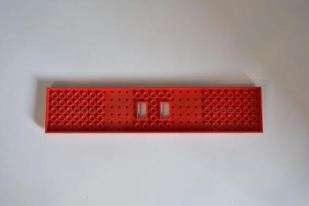 LEGO Eisenbahn Platte rot Red Train Base 6x28 3 Round Holes Each End 4093a