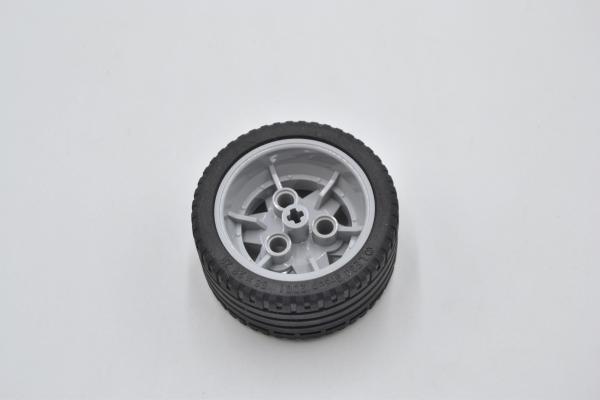 LEGO Reifen Felge neuhell grau Light Bluish Gray Wheel 56x28 ZR 41896c04 